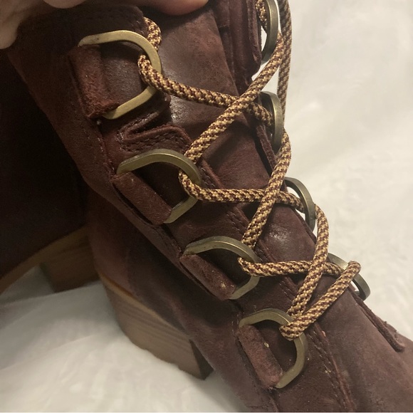Sorel Cate Lace Up Booties - Picture 5 of 9